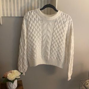 Super cute winter and fall sweater!